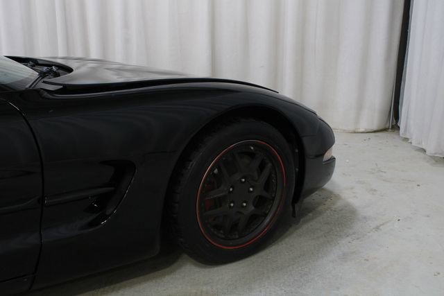Used 2000 Chevrolet Corvette Coupe w/ Memory Pkg RWD image 23