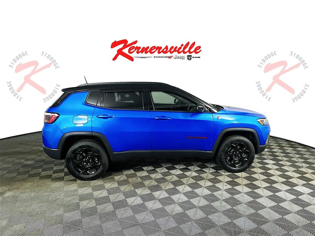 Used 2023 Jeep Compass Trailhawk w/ Sun and Sound Group image 8