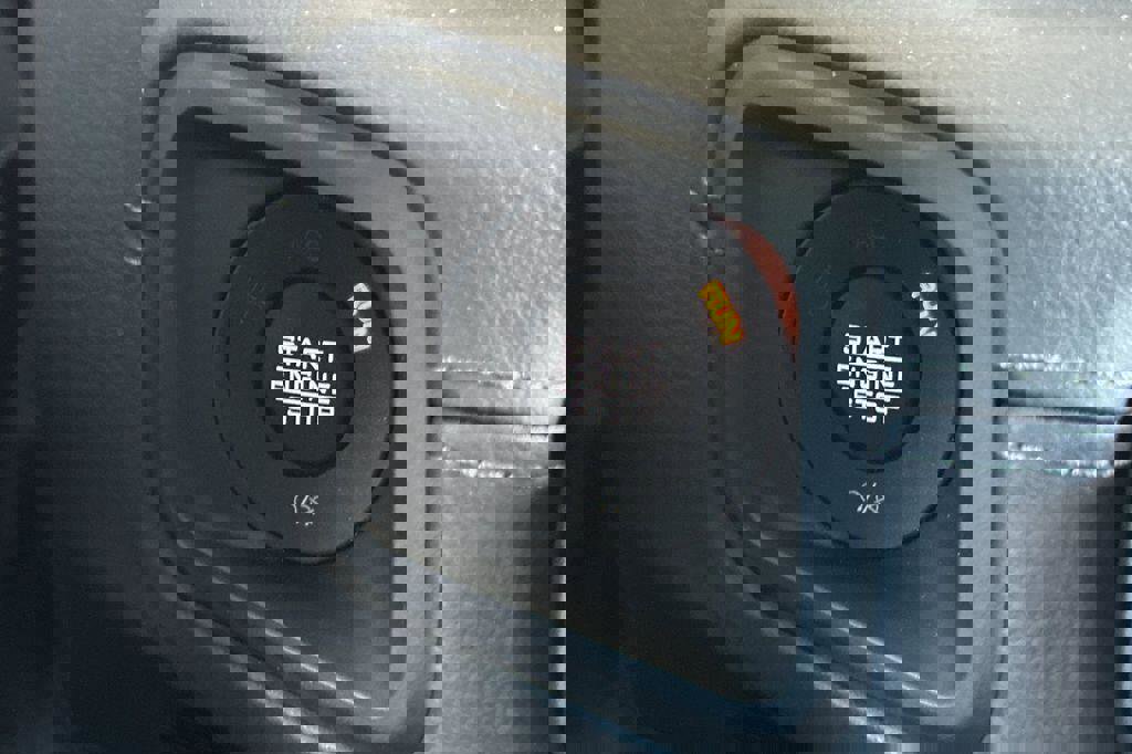 New 2025 Jeep Wrangler Unlimited Sahara w/ Safety Group image 19