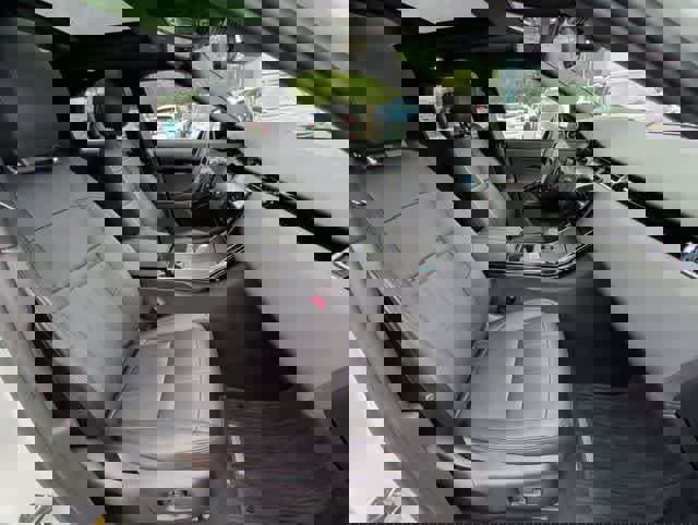 Used 2025 Land Rover Range Rover Evoque Dynamic SE image 20