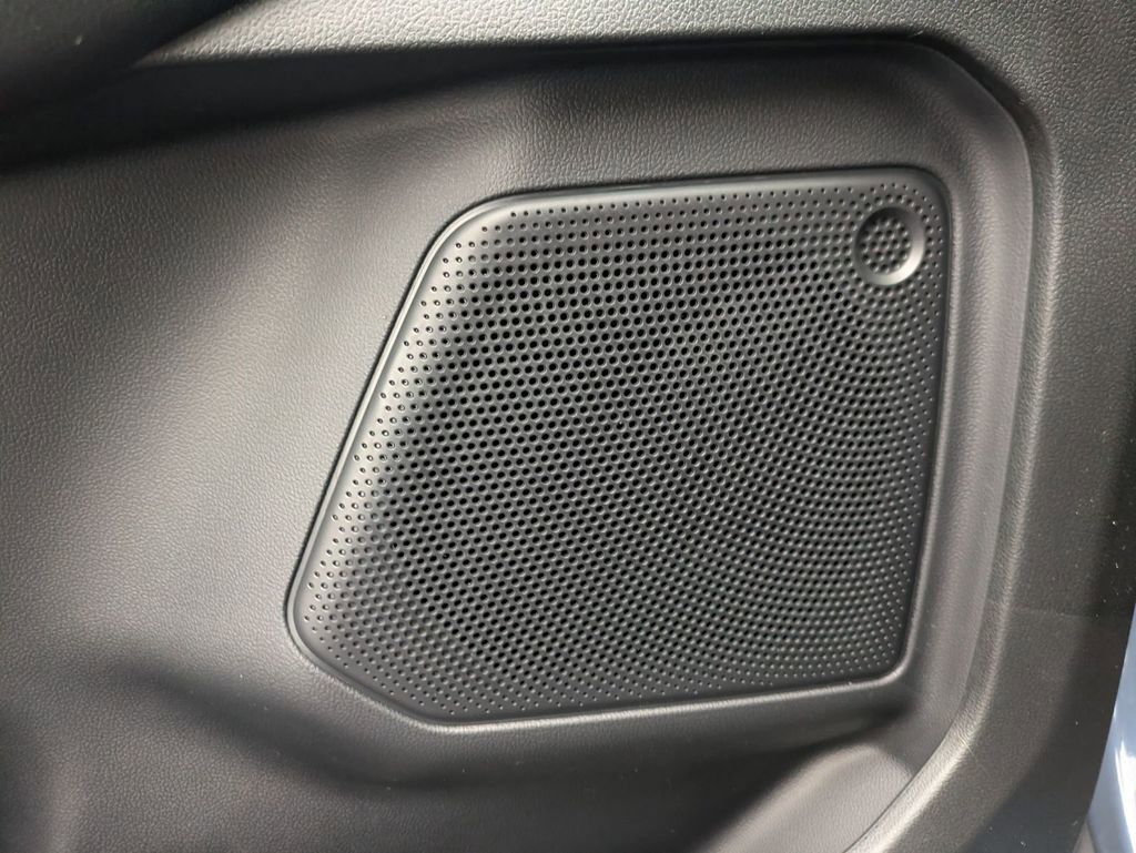 New 2026 Ford Escape ST-Line w/ Cold Weather Package image 23