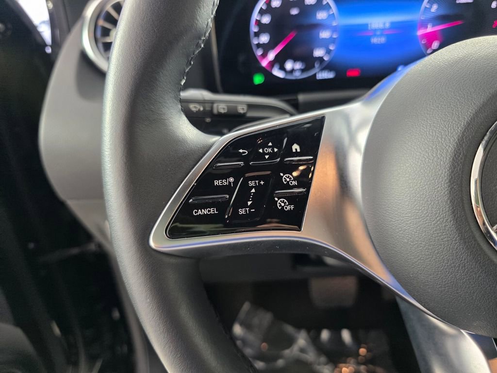 Certified 2025 Mercedes-Benz GLA 250 image 18