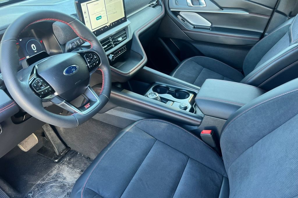New 2026 Ford Explorer ST w/ Sun And Sound Package image 8