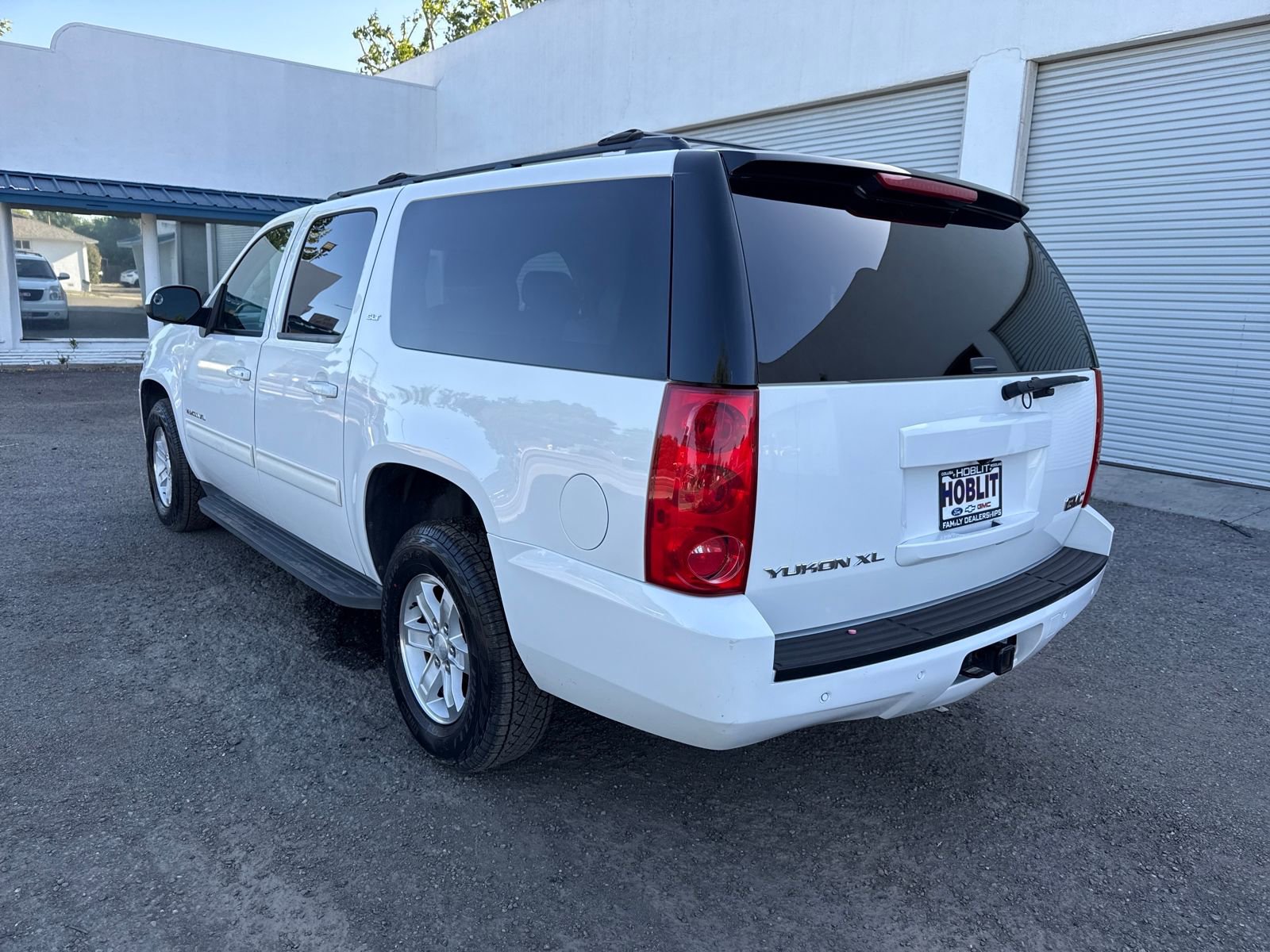Used 2014 GMC Yukon XL SLT video 2
