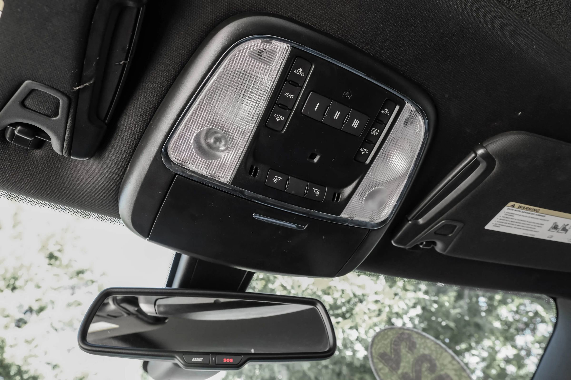 Used 2022 Chrysler 300 S image 33