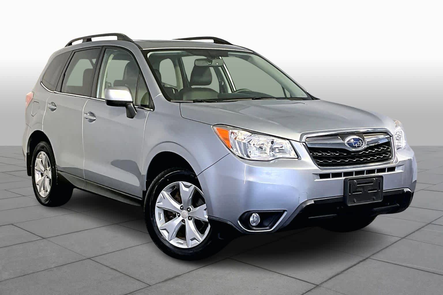Used 2016 Subaru Forester 2.5i Limited AWD/4WD image 3