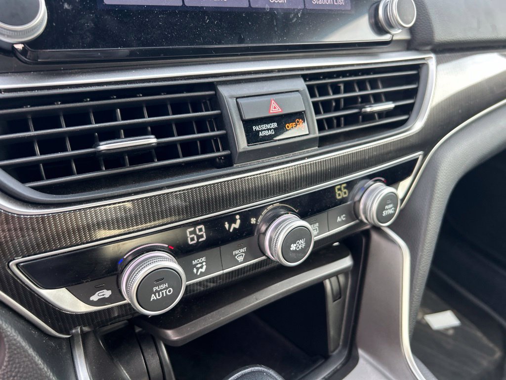 Used 2022 Honda Accord Sport image 11