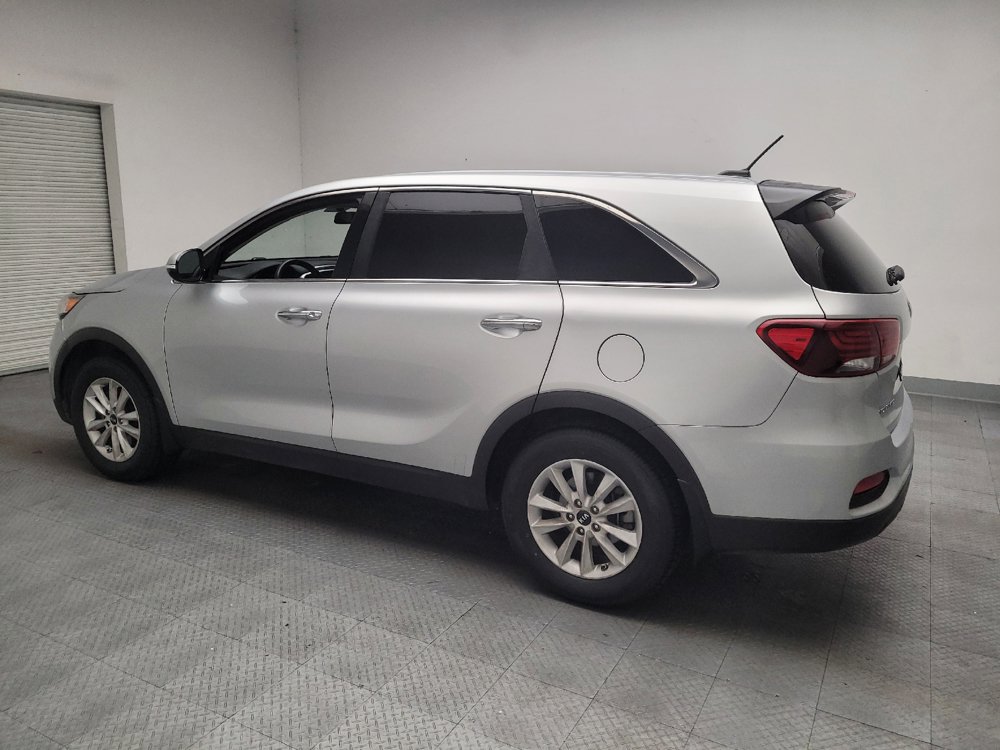 Used 2019 Kia Sorento FWD image 3