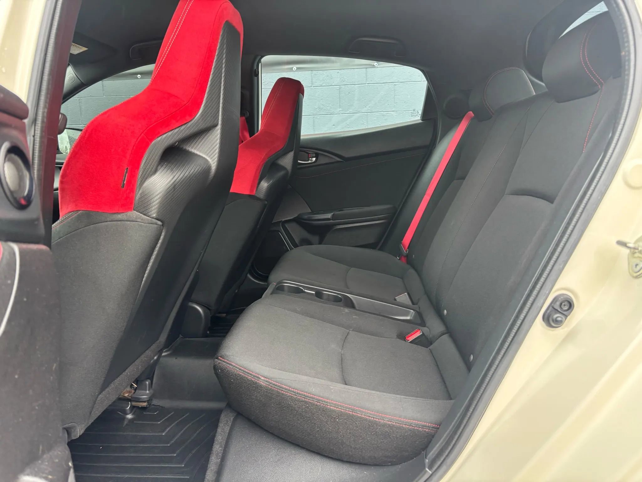 Used 2018 Honda Civic Type R image 17