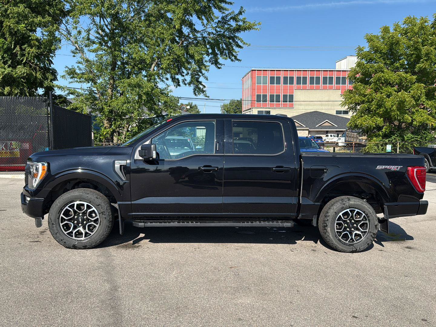 Used 2023 Ford F150 XLT AWD/4WD image 6