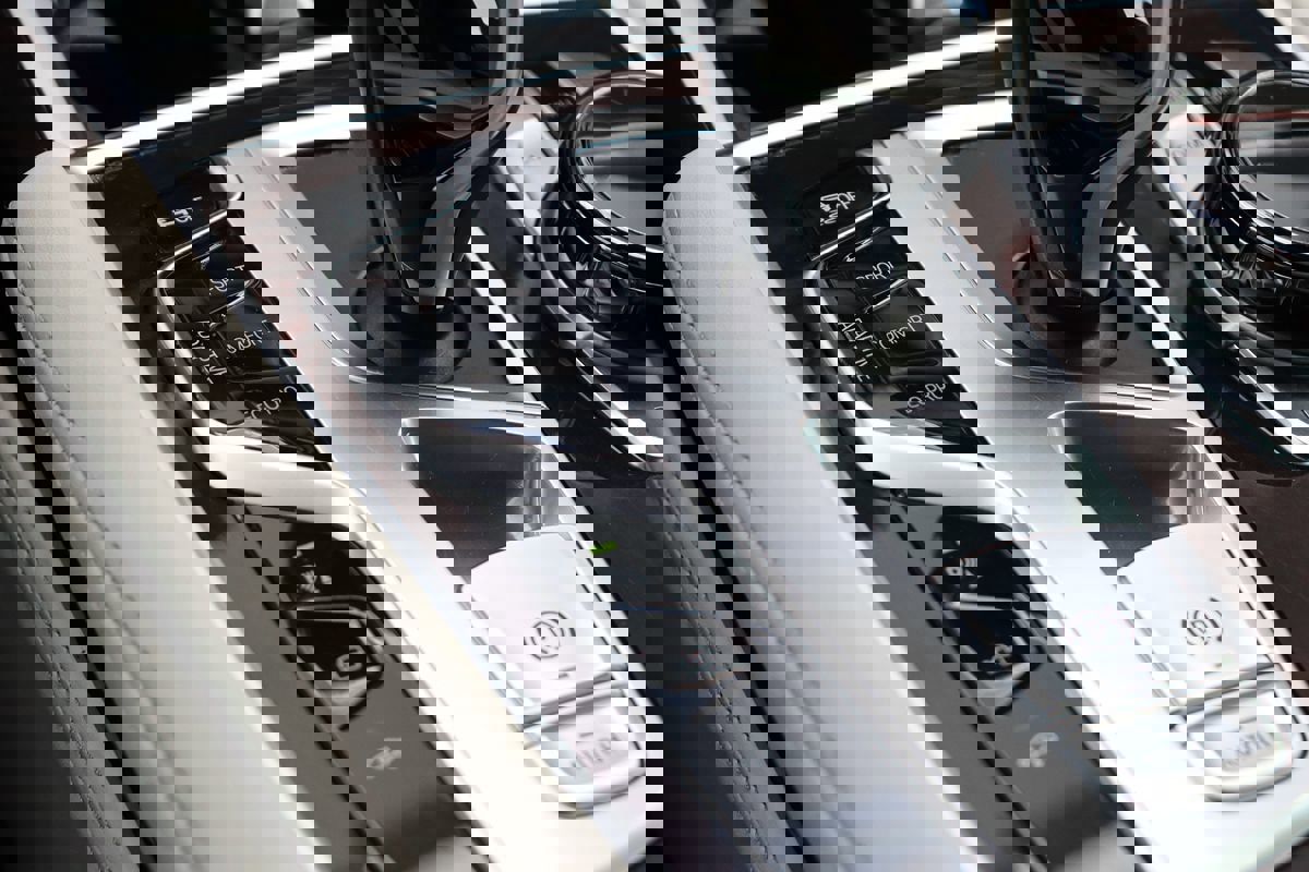 Used 2019 BMW 750i xDrive w/ Luxury Rear Seating Package image 40