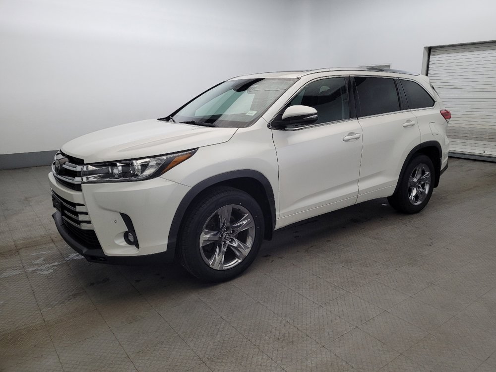 Used 2019 Toyota Highlander Limited Platinum w/ Carpet Mat Package (TMS) image 2