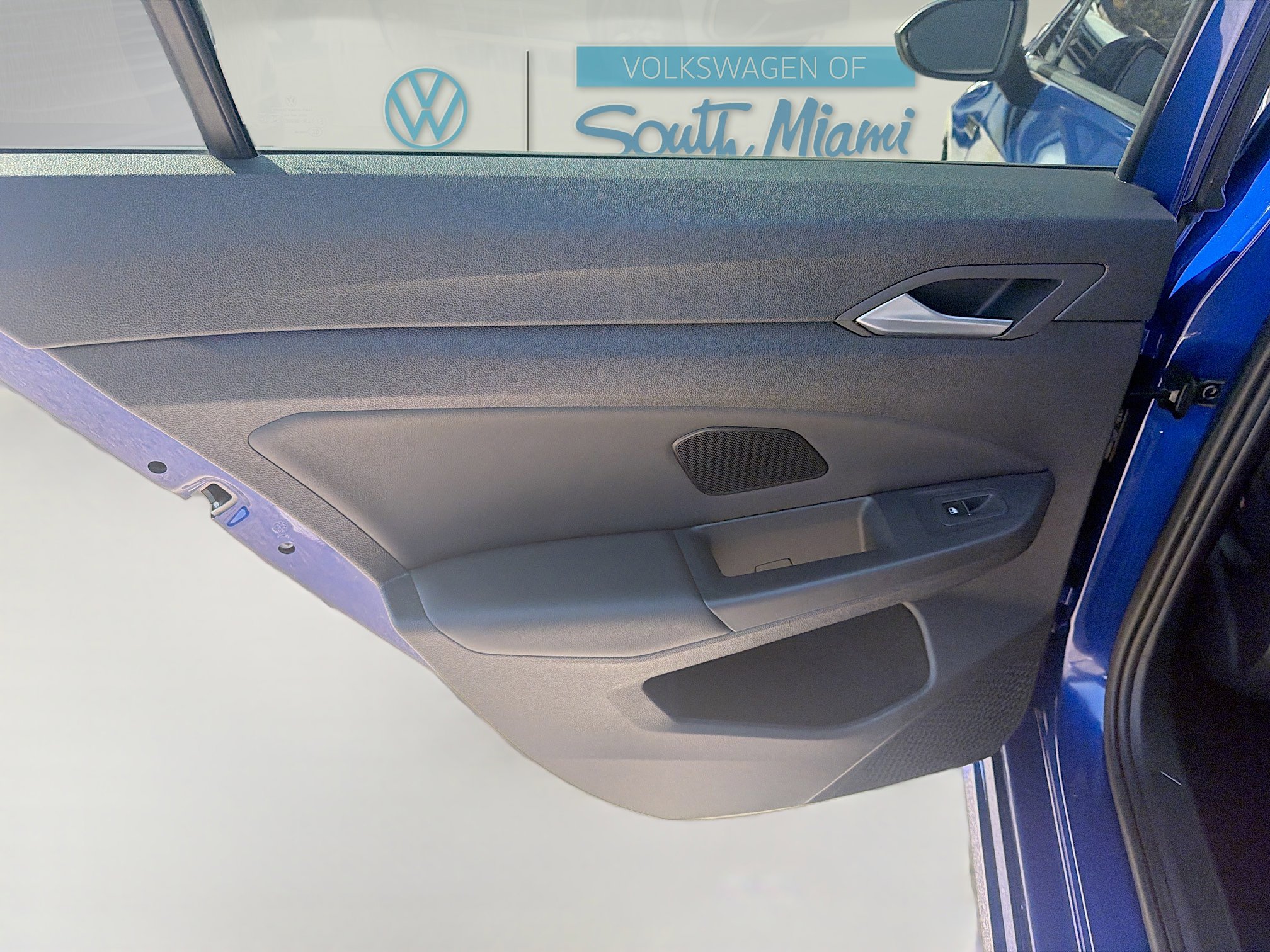 Used 2024 Volkswagen Golf R AWD/4WD image 27