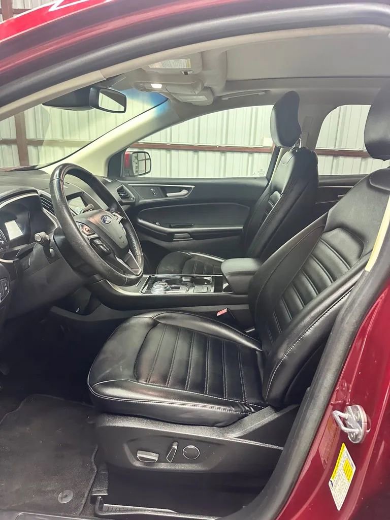 Used 2019 Ford Edge SEL w/ Equipment Group 201A image 9