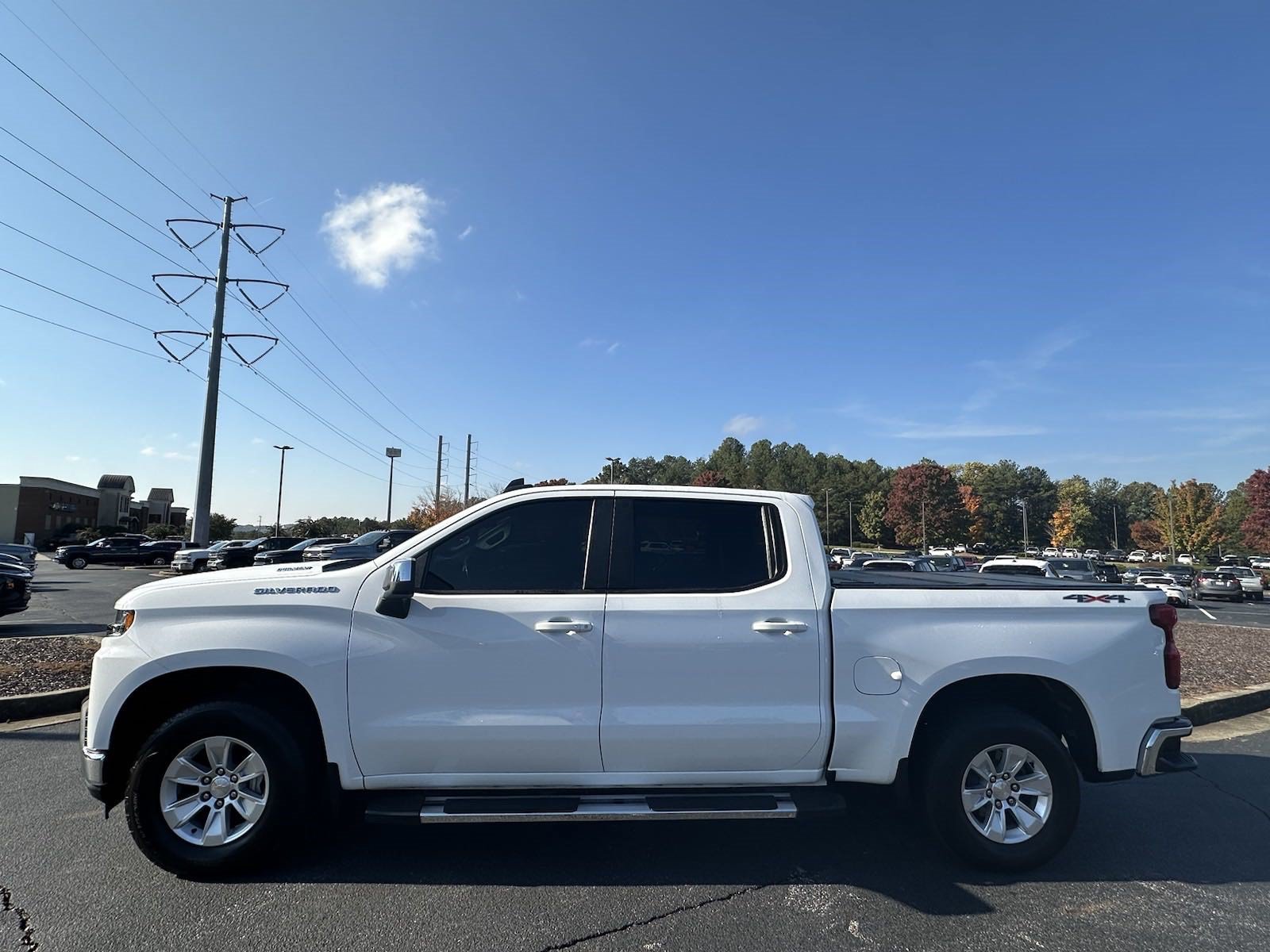 Used 2021 Chevrolet Silverado 1500 LT w/ Convenience Package II AWD/4WD image 8