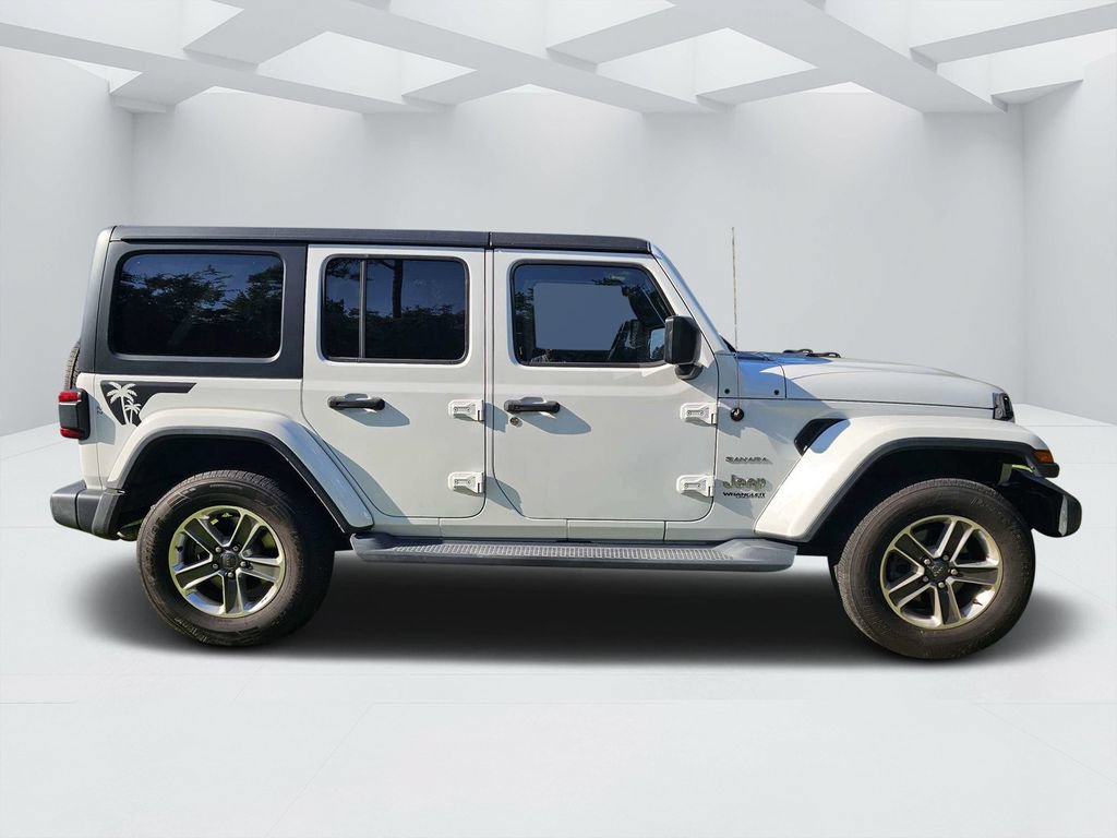 Used 2020 Jeep Wrangler Unlimited Sahara AWD/4WD image 2