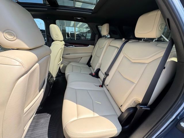 Used 2018 Cadillac XT5 Premium Luxury AWD/4WD image 7
