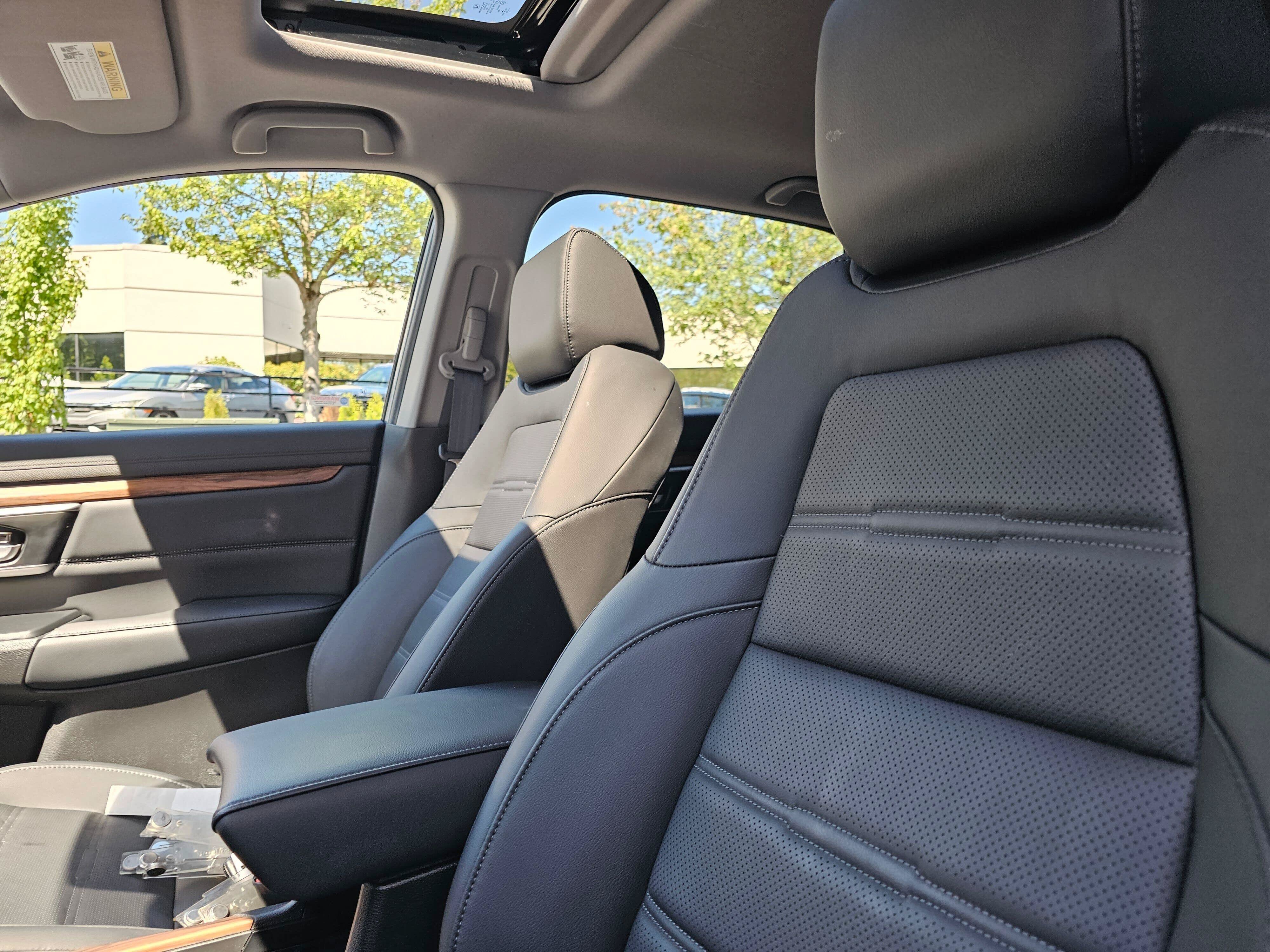 Used 2022 Honda CR-V Touring image 24