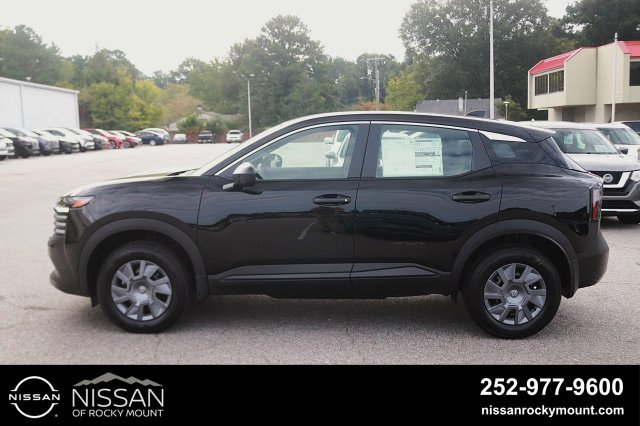 New 2027 Nissan Kicks S FWD image 4