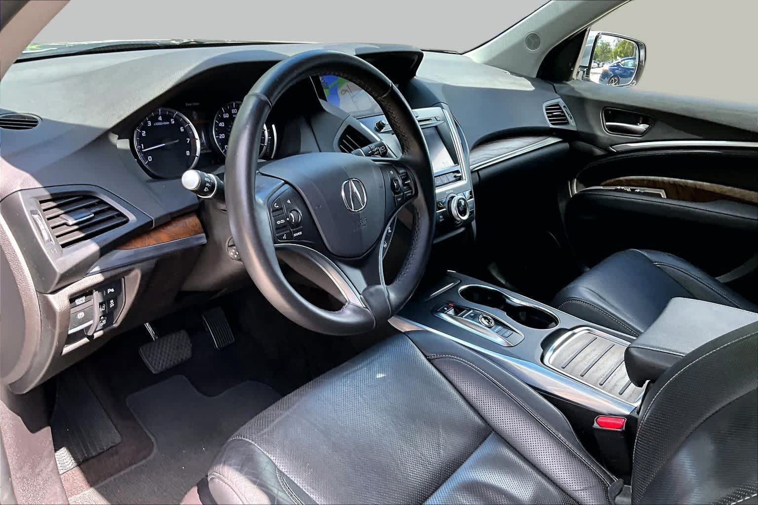 Used 2020 Acura MDX w/ Technology Package AWD/4WD image 18