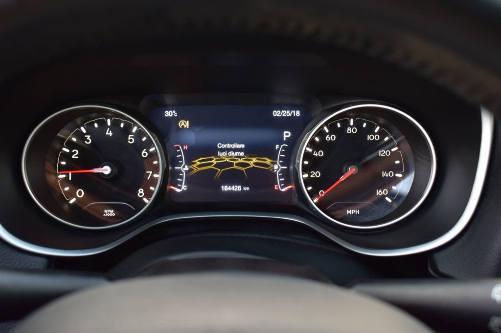 Used 2019 Jeep Compass Latitude image 29