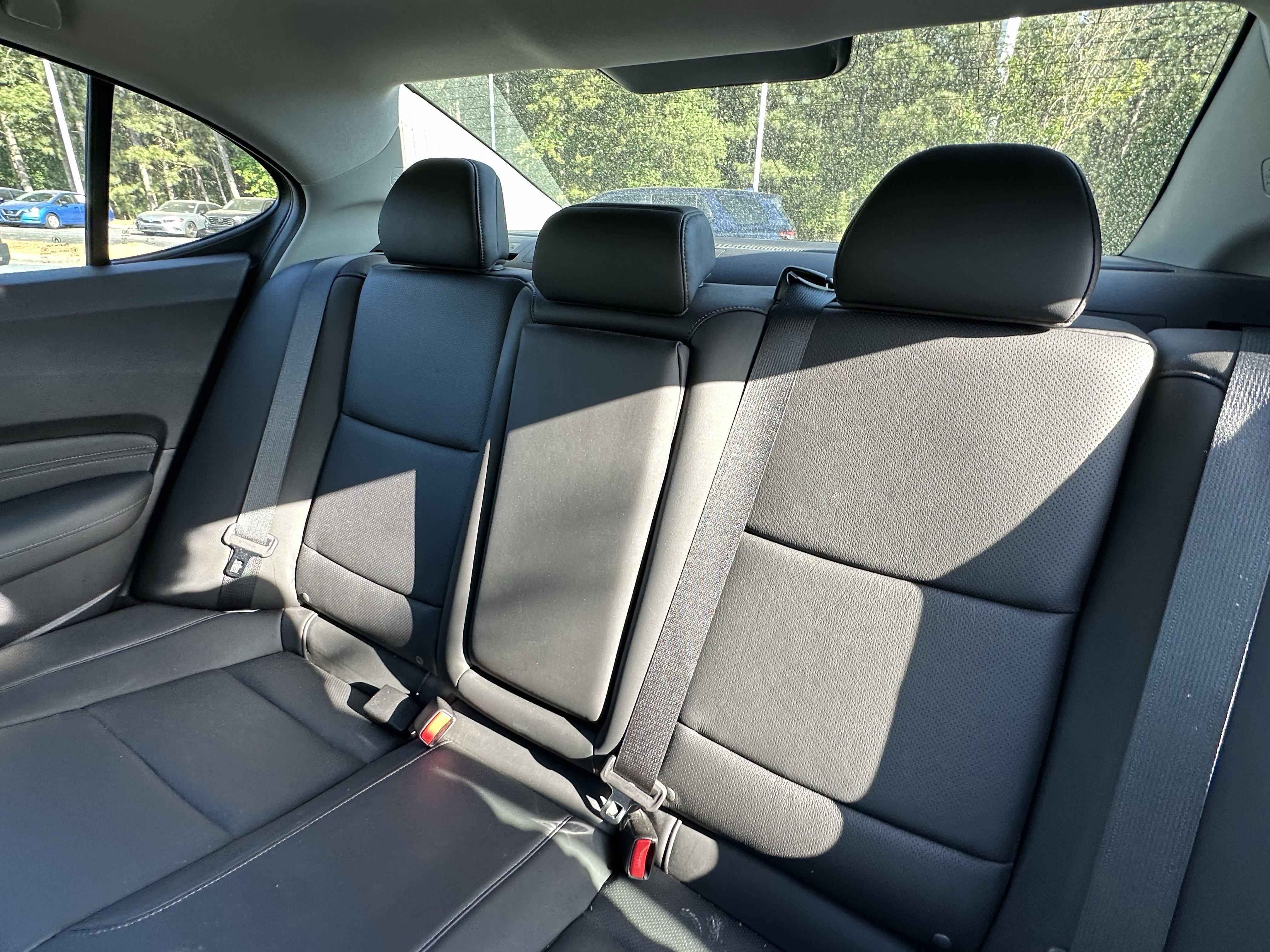 Used 2018 Acura TLX w/ Technology Package FWD image 10