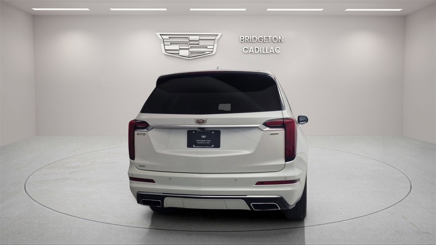 Used 2022 Cadillac XT6 Premium Luxury w/ Platinum Package image 4