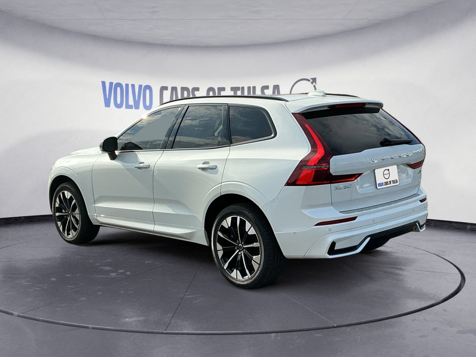 New 2026 Volvo XC60 B5 Plus w/ Protection Package Premier AWD/4WD image 3