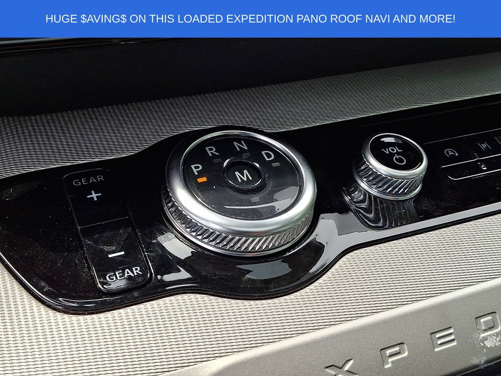 Used 2025 Ford Expedition Active AWD/4WD image 16