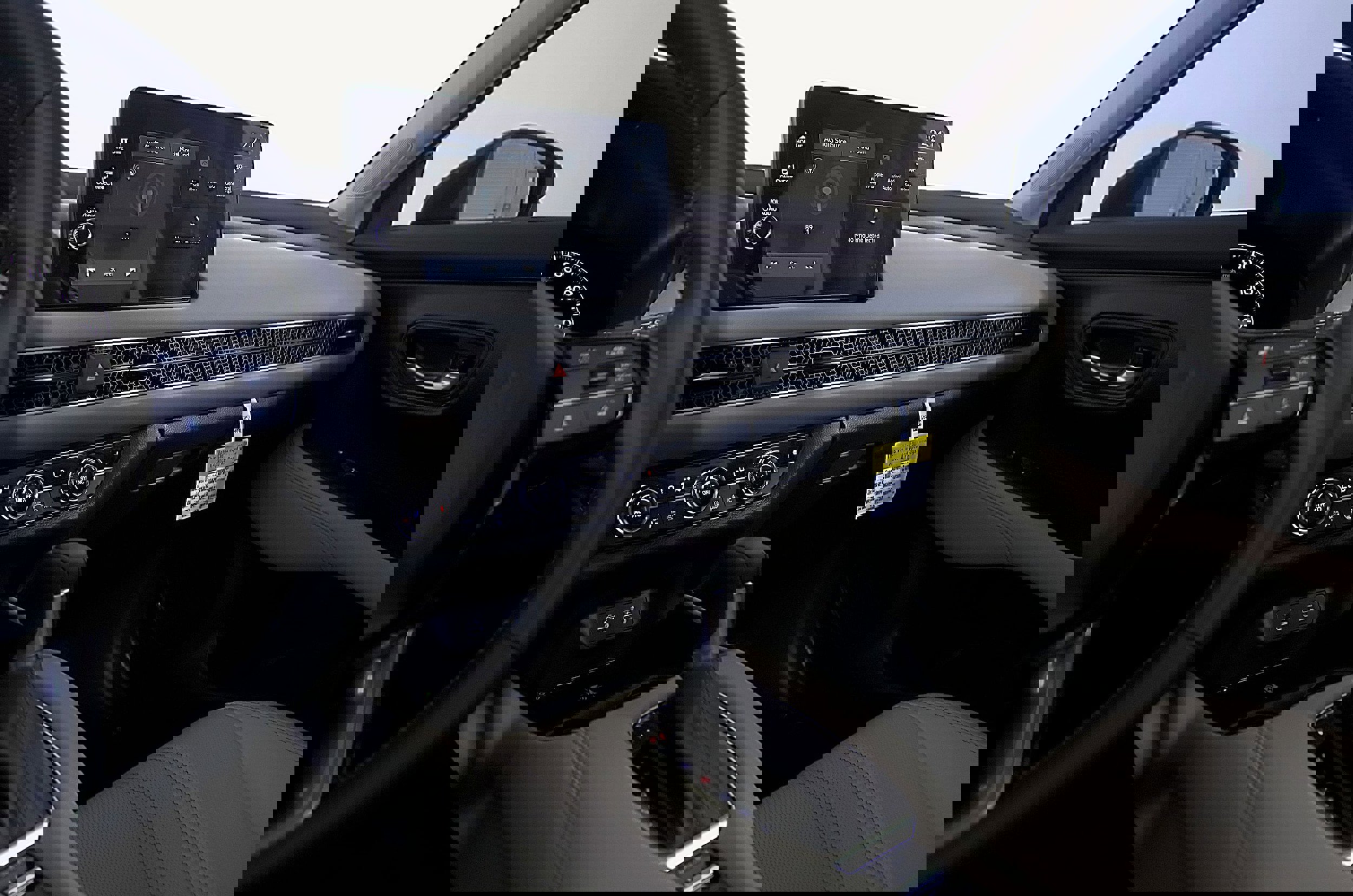 New 2026 Honda HR-V EX-L image 26