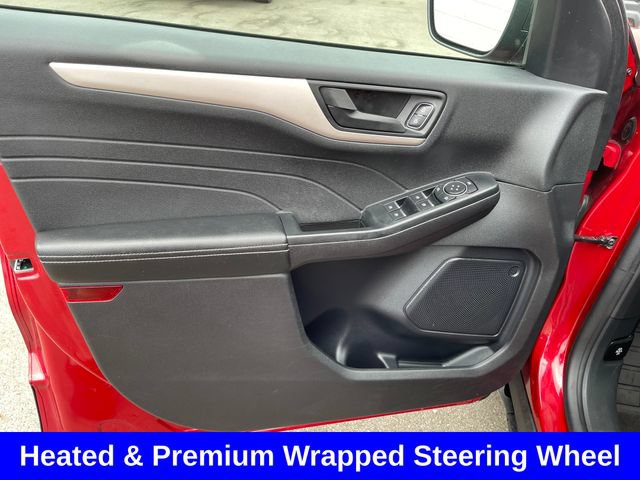 Used 2022 Ford Escape SE w/ Convenience Package FWD image 10