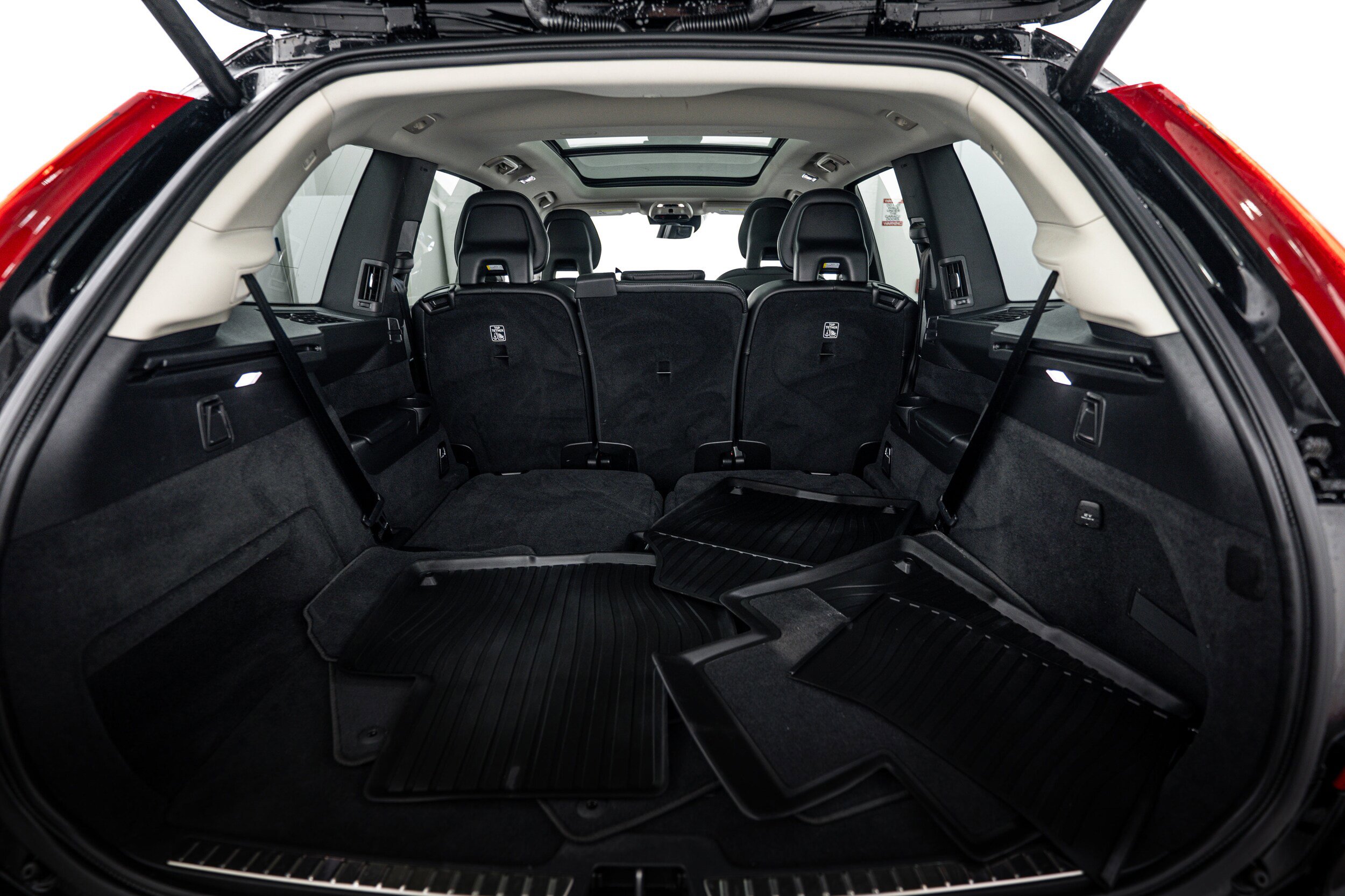 Used 2020 Volvo XC90 T5 Momentum w/ Protection Package Premier AWD/4WD image 19