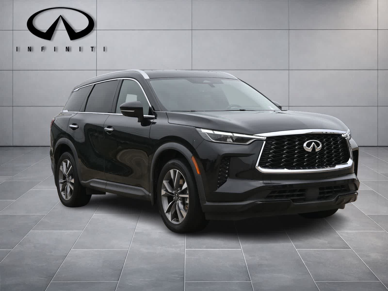 Certified 2023 INFINITI QX60 Luxe w/ Cargo Package AWD/4WD image 3