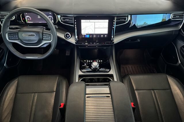 Certified 2023 Jeep Wagoneer Series II AWD/4WD image 10