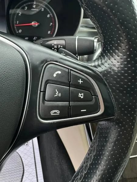Used 2015 Mercedes-Benz C 300 4MATIC Sedan image 31