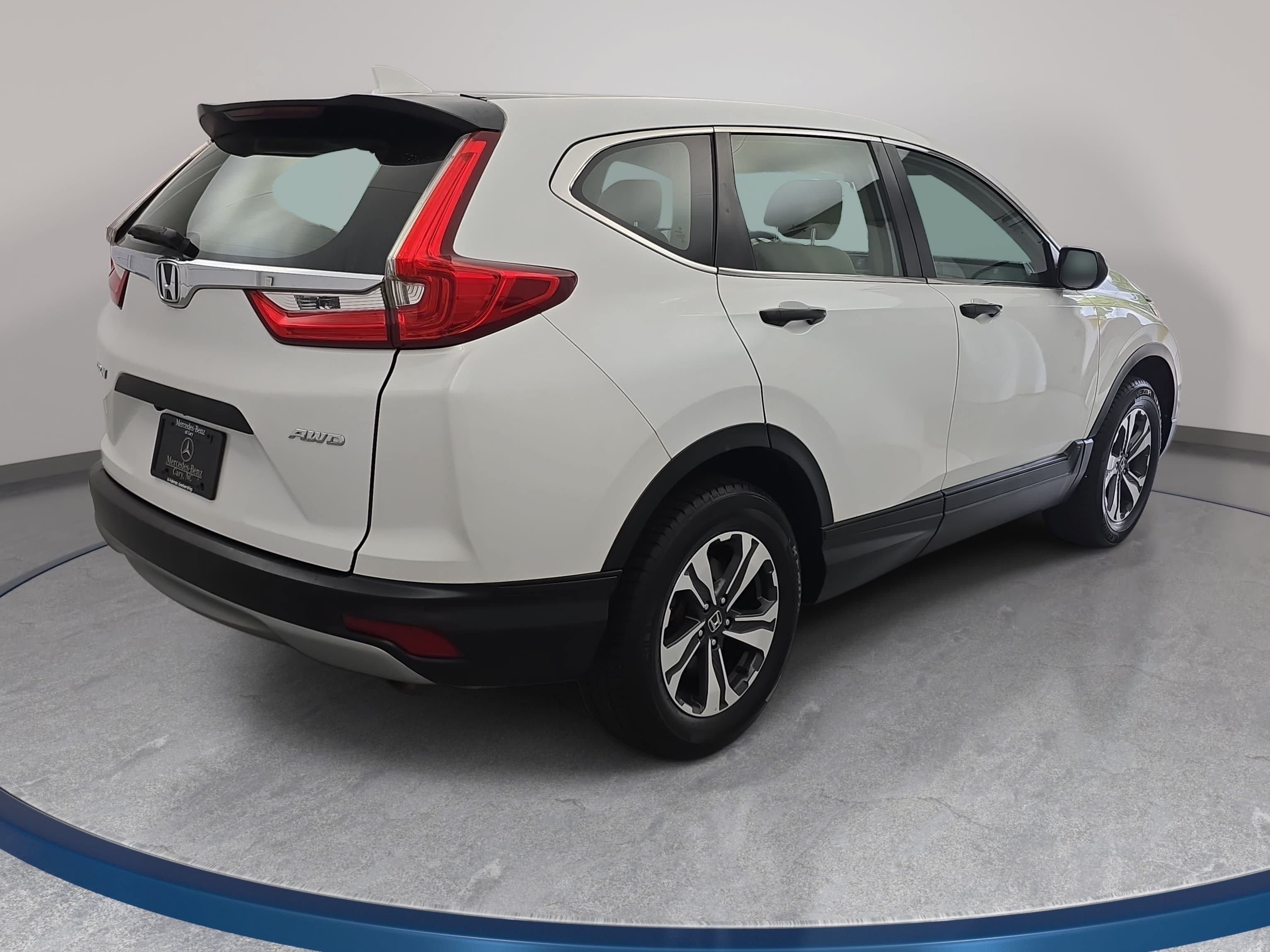 Used 2019 Honda CR-V LX image 5