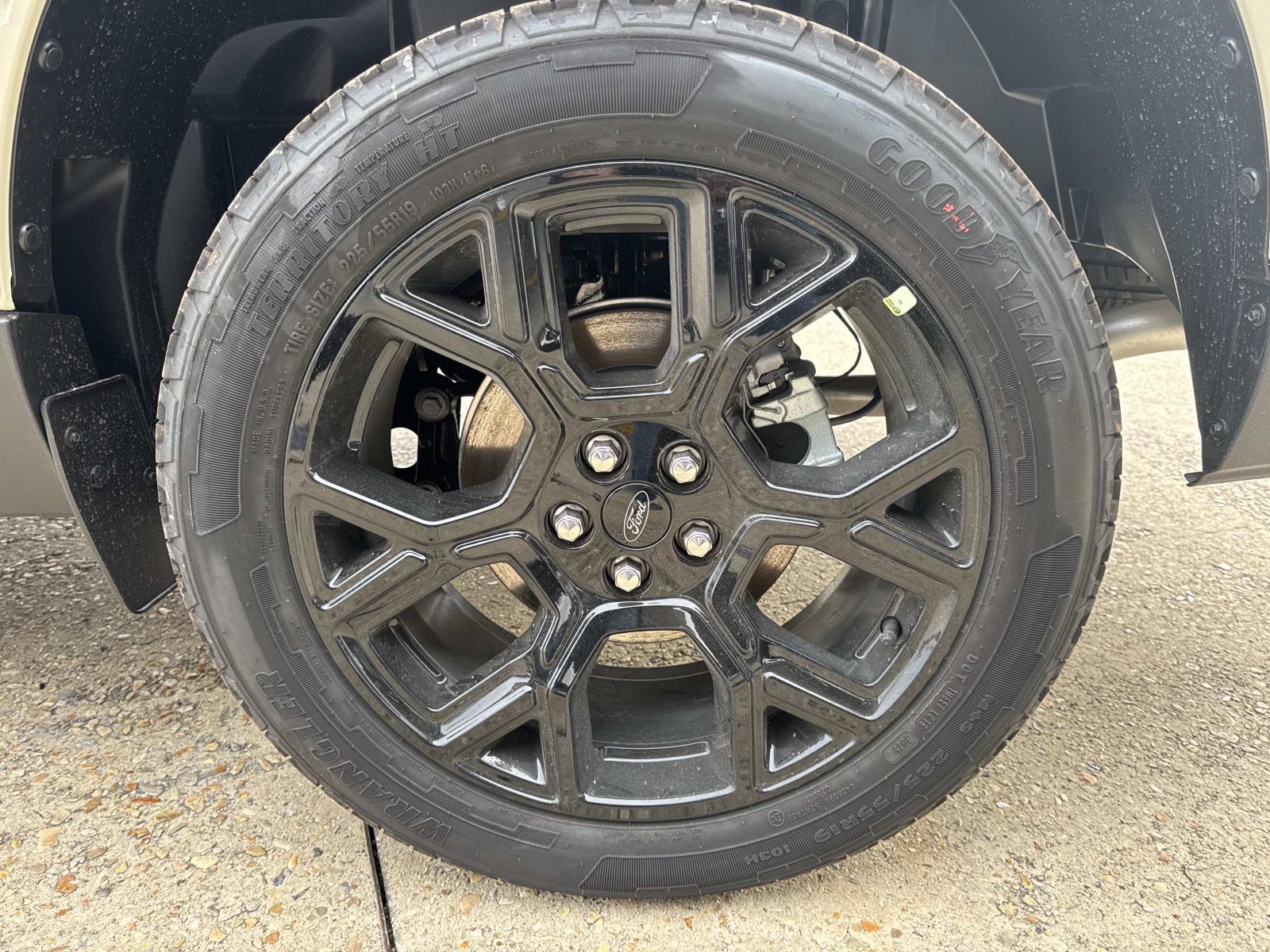 New 2025 Ford Maverick XLT w/ Black Appearance Package image 3