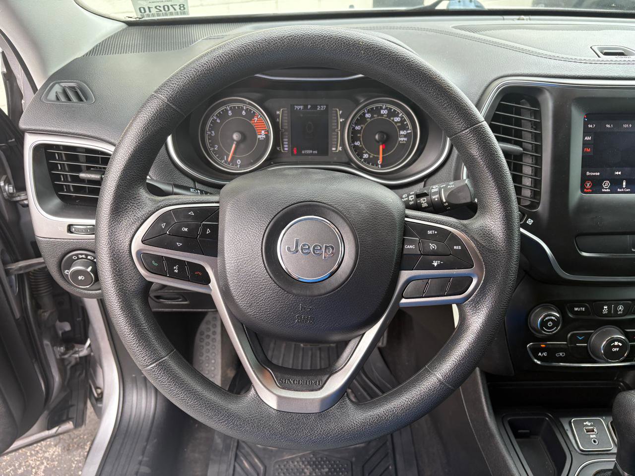 Used 2019 Jeep Cherokee Latitude w/ Popular Appearance Group image 6