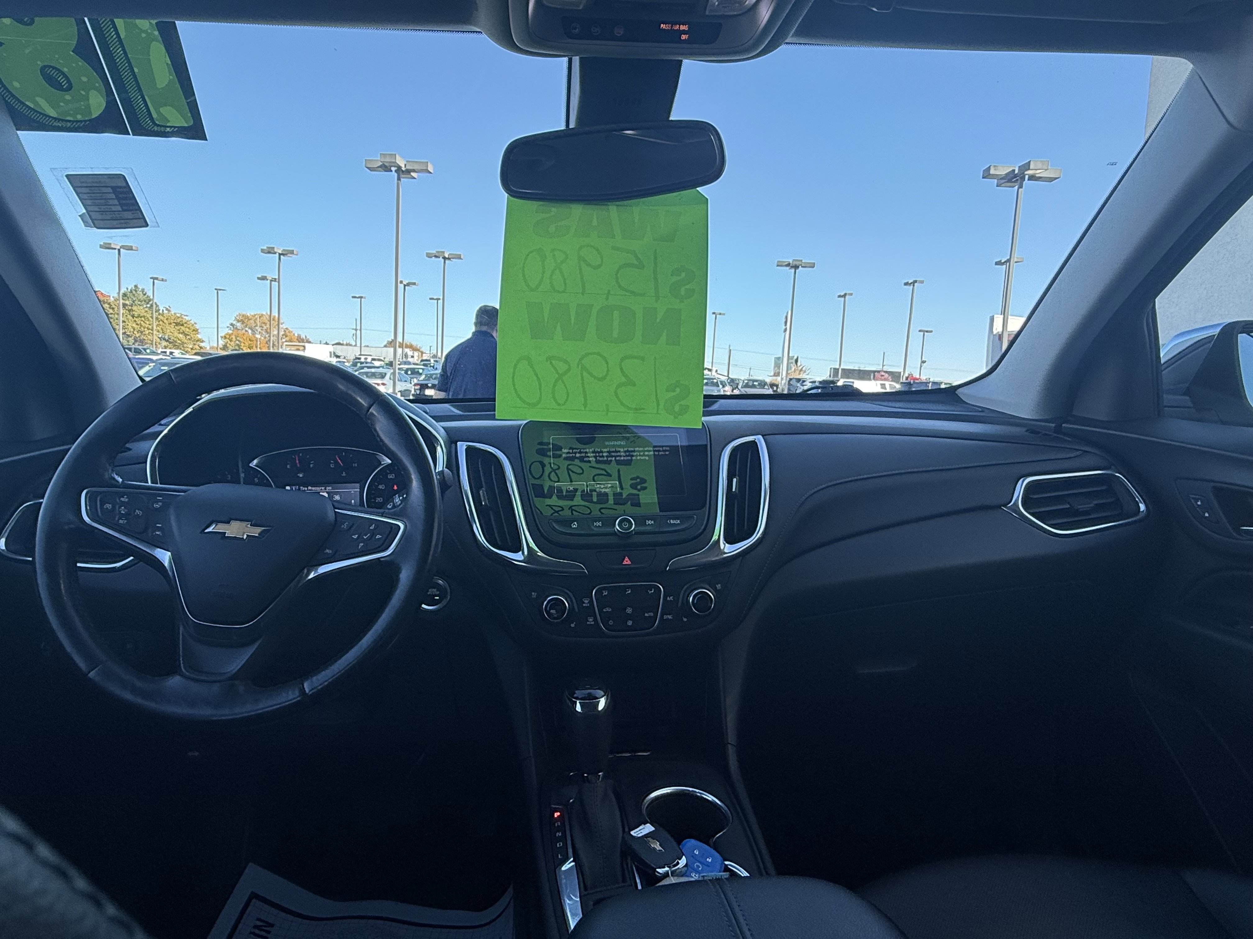 Used 2018 Chevrolet Equinox Premier image 27