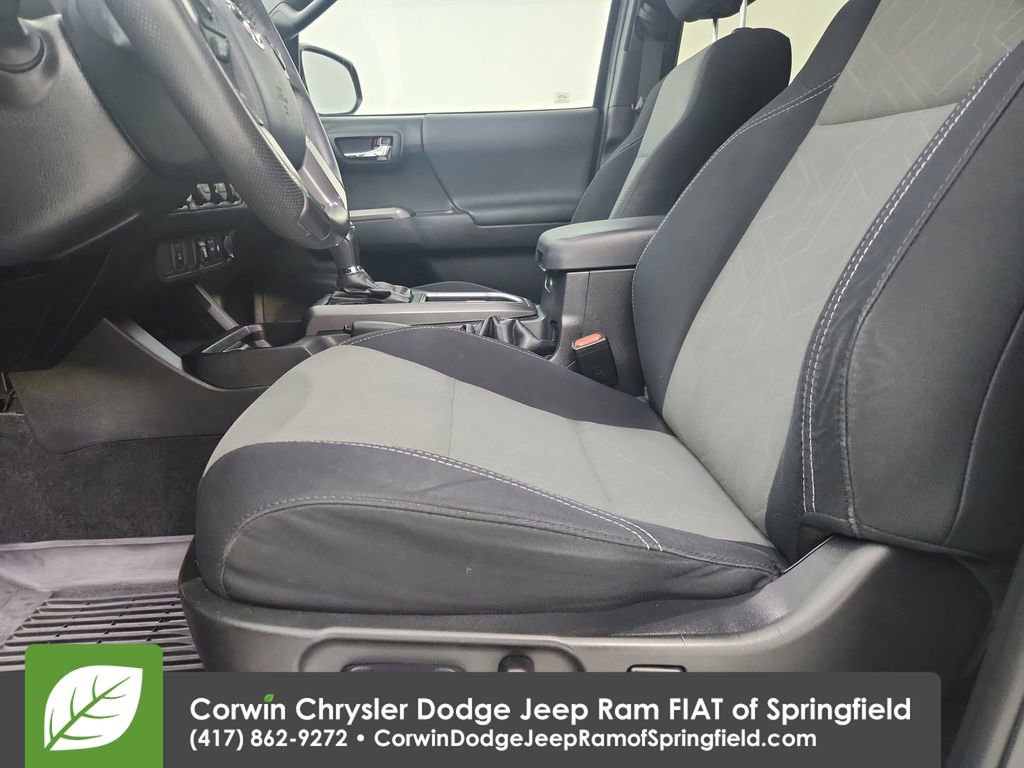 Used 2020 Toyota Tacoma TRD Sport image 20