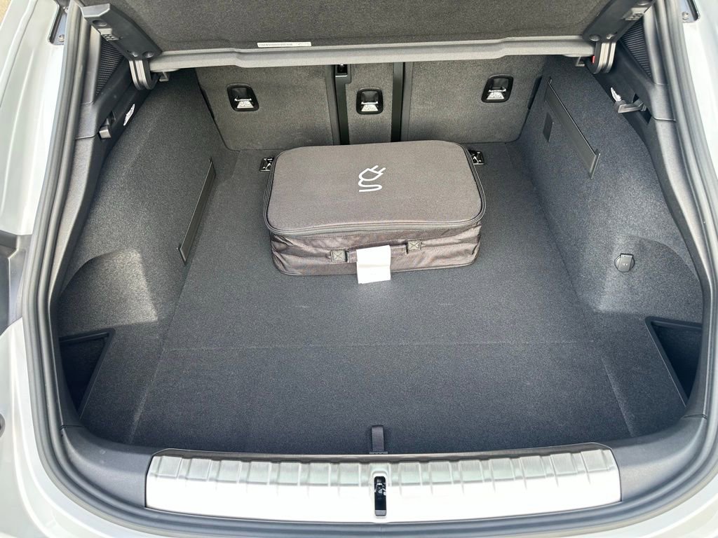 New 2025 Porsche Taycan 4S image 24