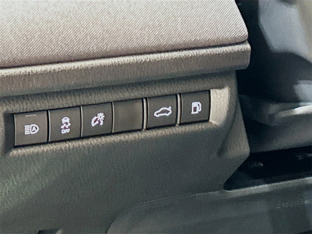 New 2026 Toyota Camry LE image 11