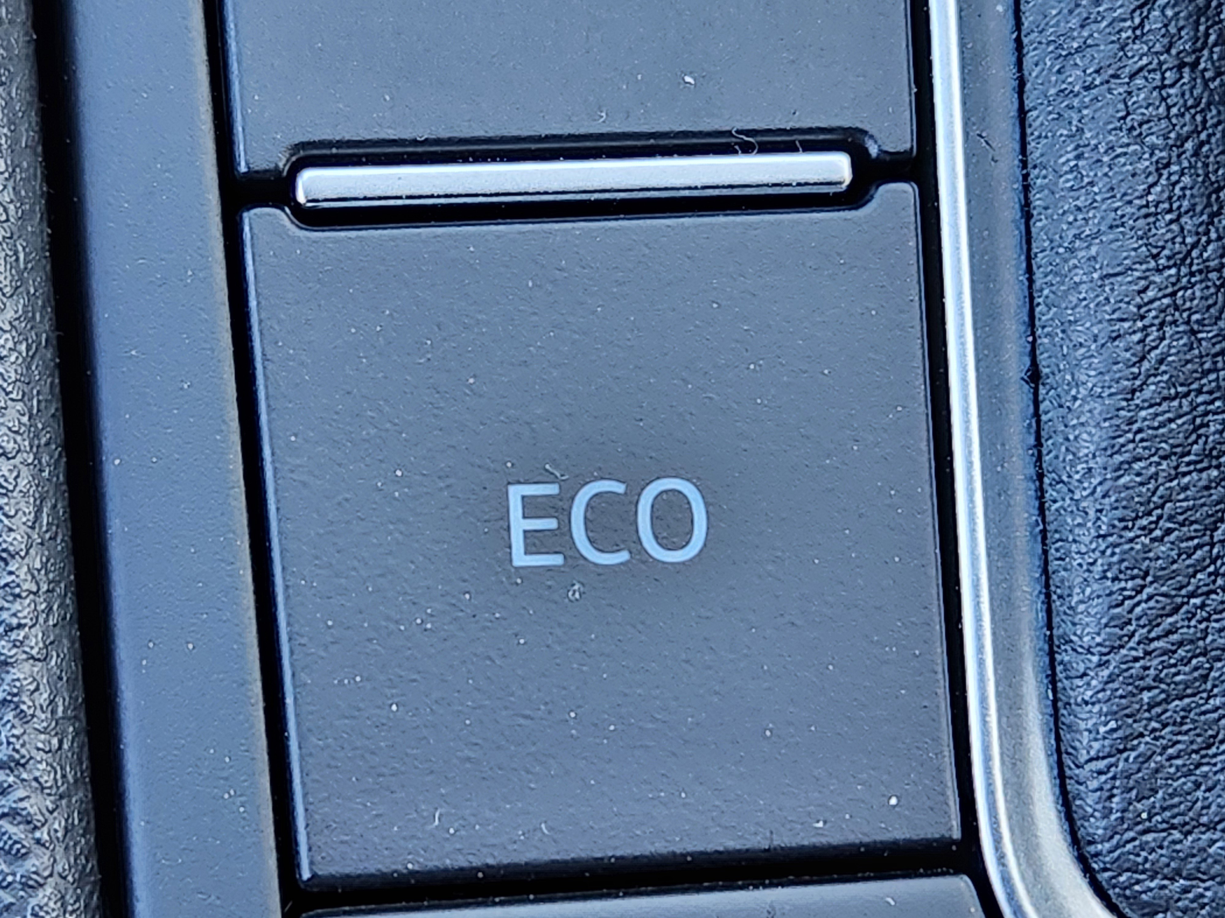 New 2026 Volkswagen Jetta SE image 31