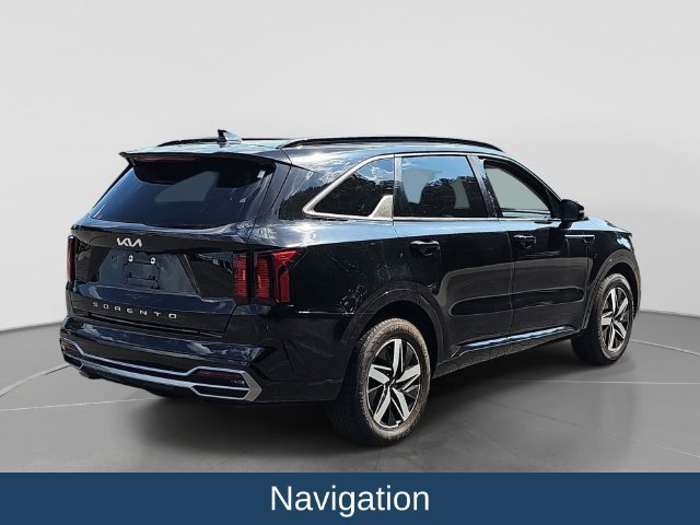 Used 2022 Kia Sorento S w/ Panoramic Sunroof Package FWD image 4