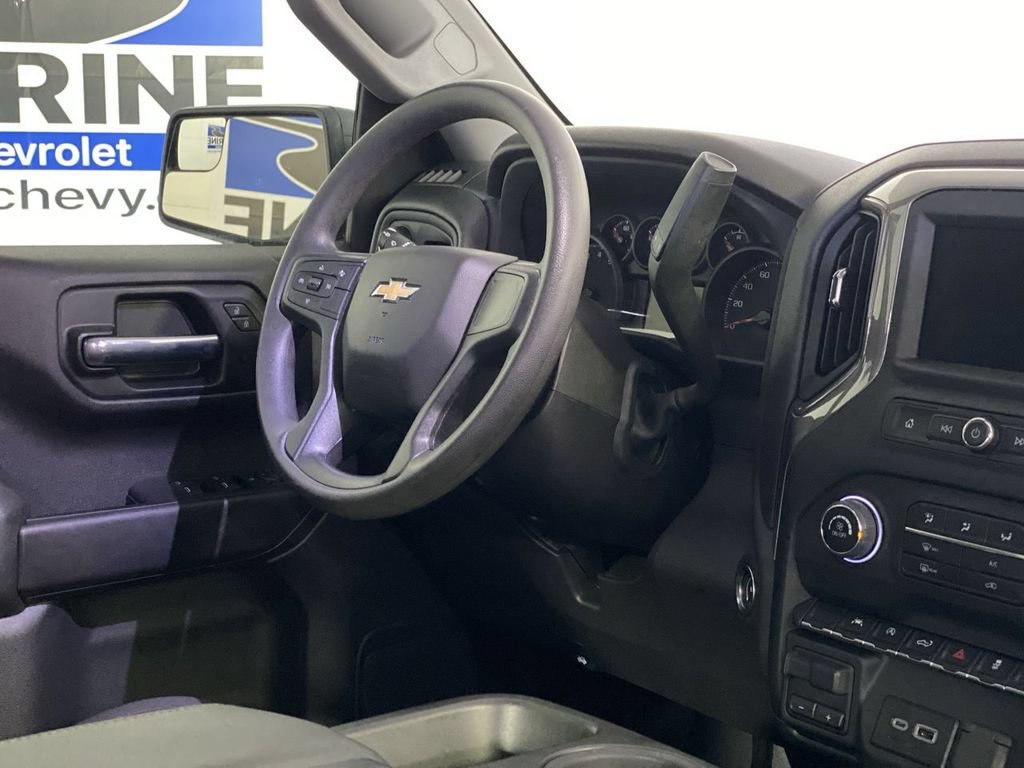Used 2023 Chevrolet Silverado 1500 Custom AWD/4WD image 14