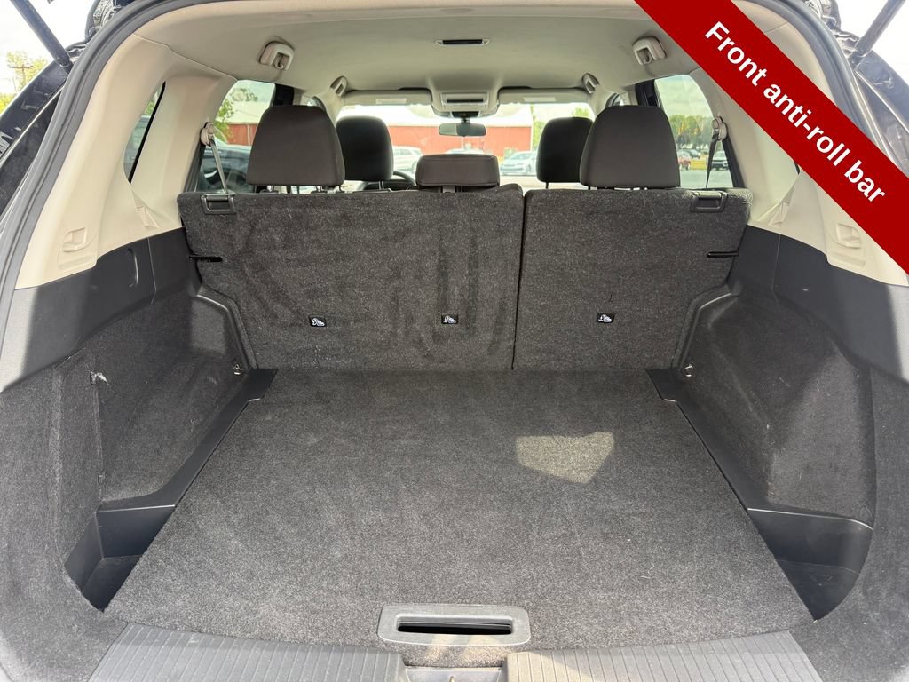 Used 2023 Nissan Rogue S AWD/4WD image 35