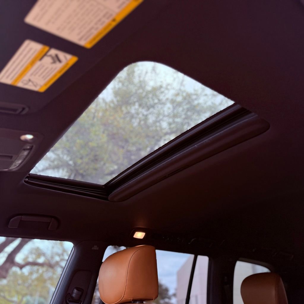 Used 2021 INFINITI QX80 Sensory w/ All-Season Package image 25