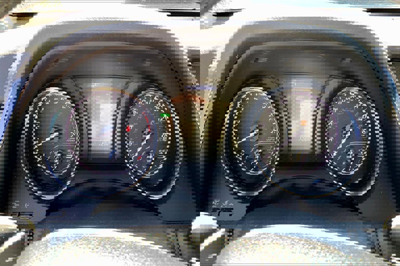 Used 2024 Toyota Camry SE w/ Convenience Package image 24