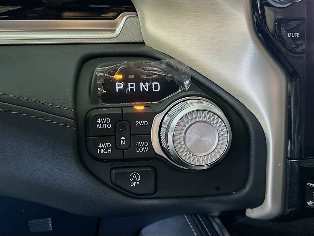 Used 2025 RAM 1500 Tungsten AWD/4WD image 16