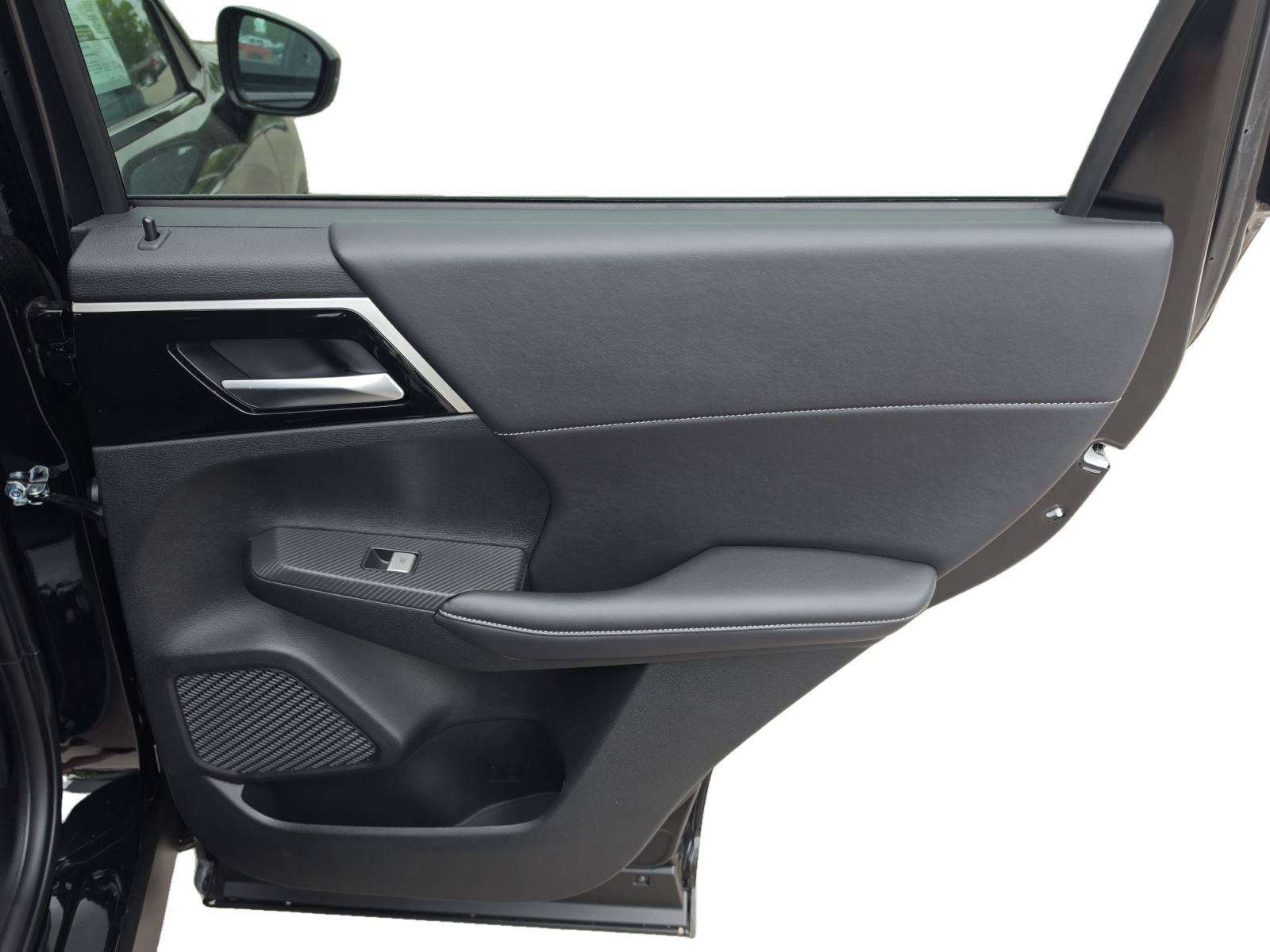New 2026 Nissan Rogue SL AWD/4WD image 23